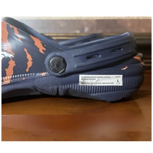 FOCO • Denver Broncos Tie-Dye Clogs with Strap - Picture 5 of 5